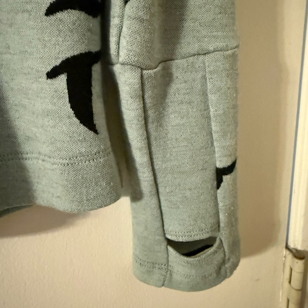Oiselle Wazzie Wool Sweater. Mint Green with Birds Size 8. - Picture 3 of 4